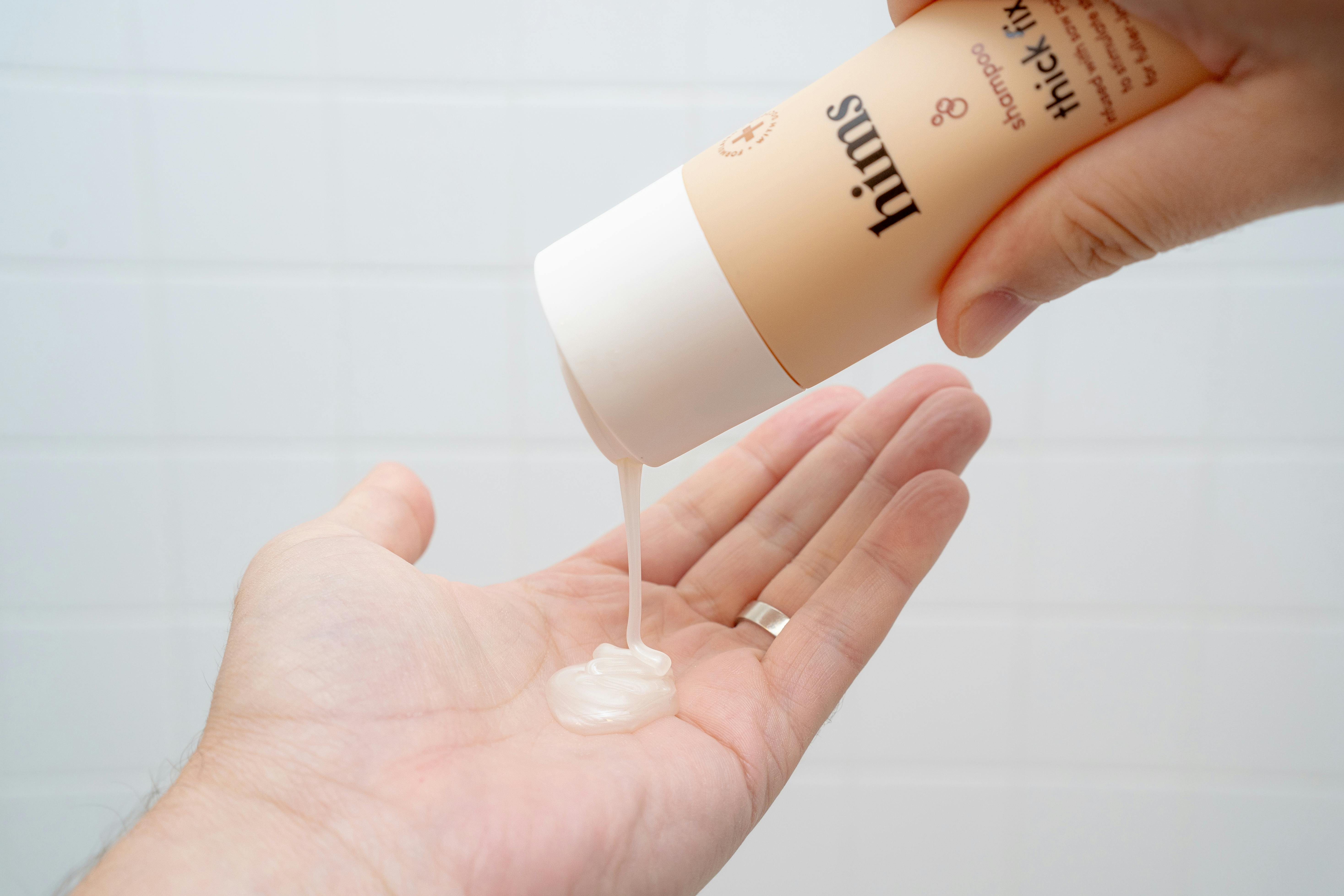 Hims Shampoo Thick Fix Pour