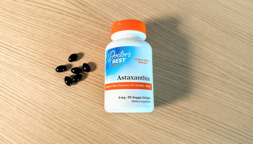 A shot of the Doctor’s Best Astaxanthin supplement bottle