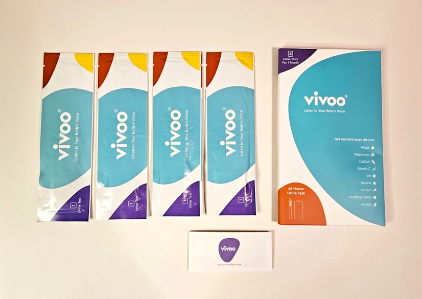 Vivoo at-home kidney test packet contents