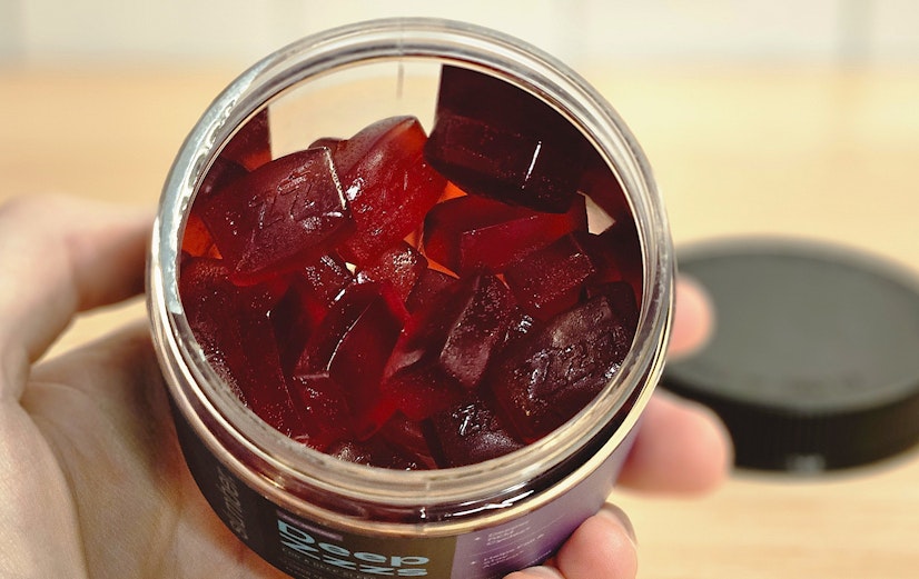Best CBN Gummies Slumber Deep Zzzs Jar