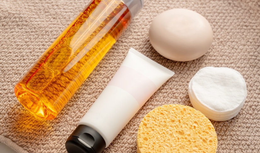 Face Cleanser vs Soap Bar