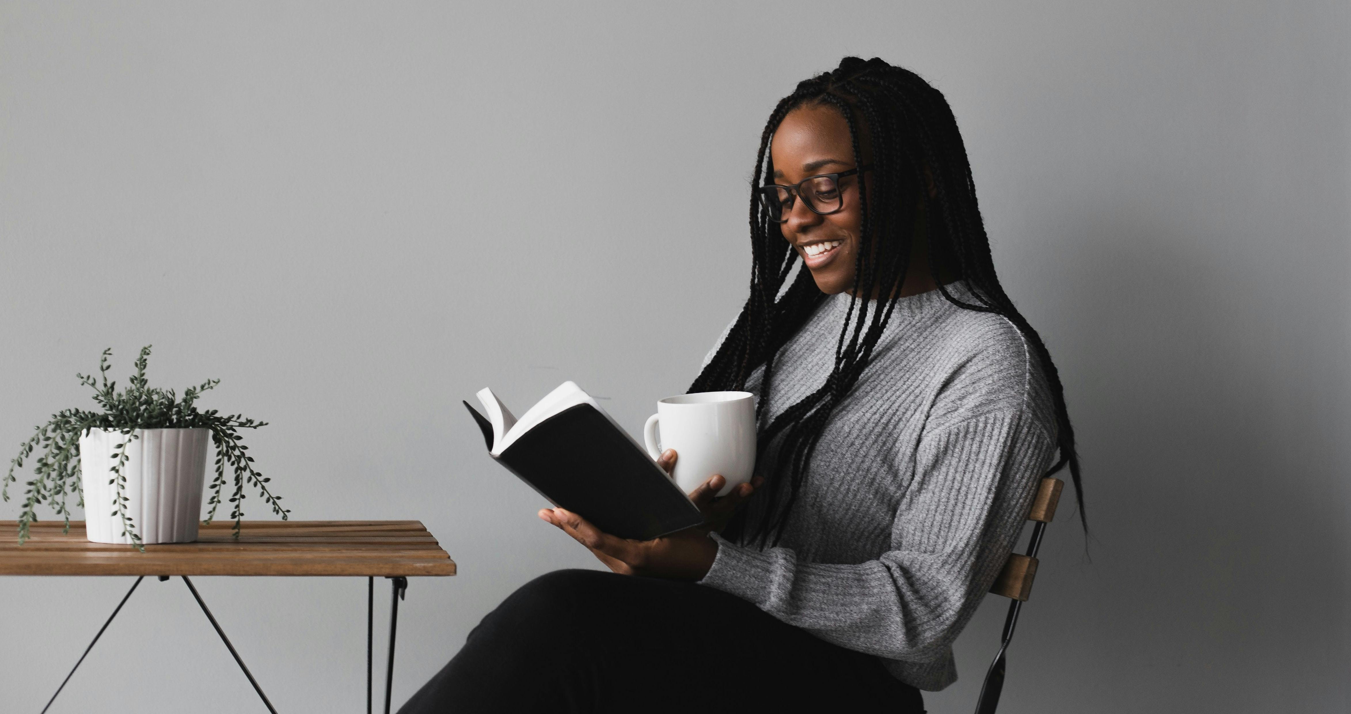 Top 8 Health Benefits of Reading