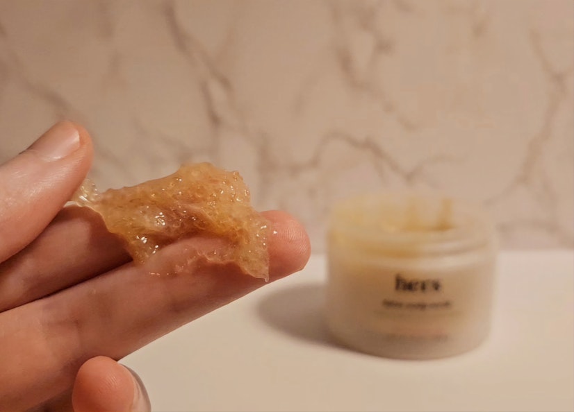 Hers Hair Scrub Texture