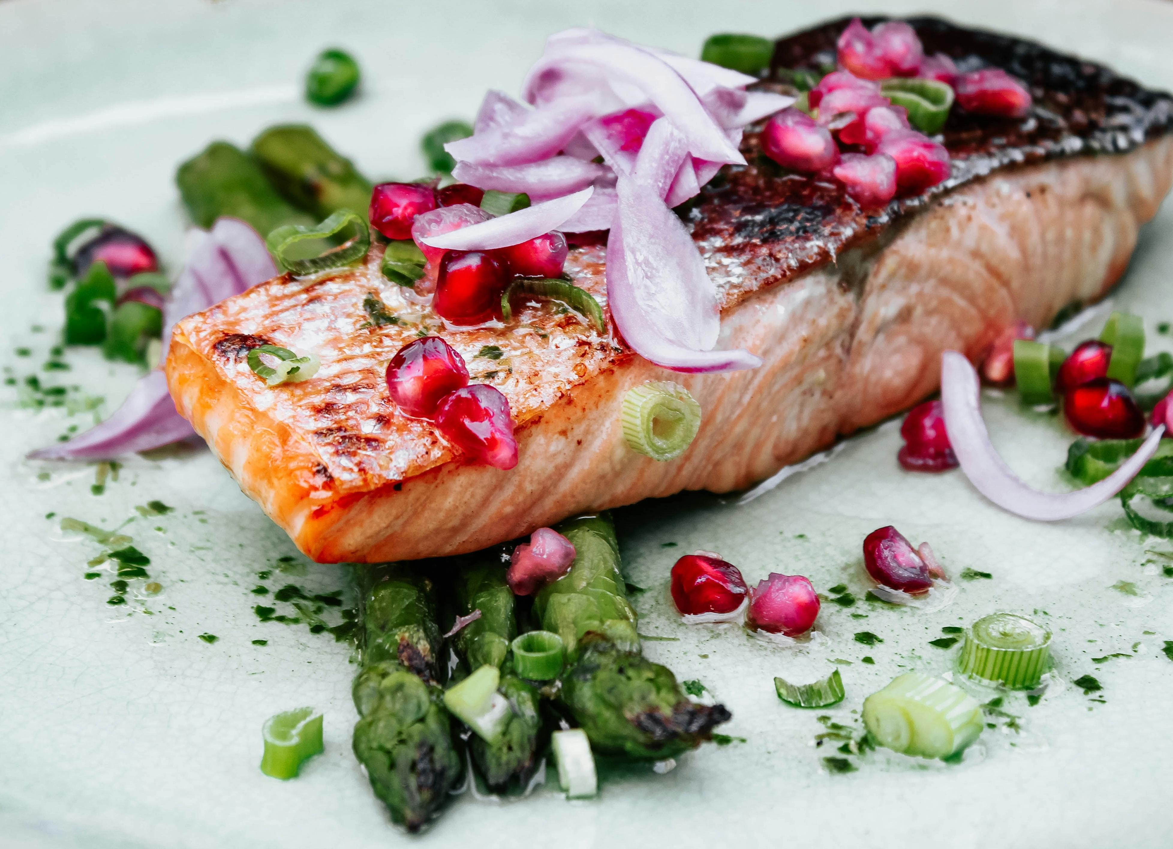 How Diet and Exercise Affect the Risk of Cancer