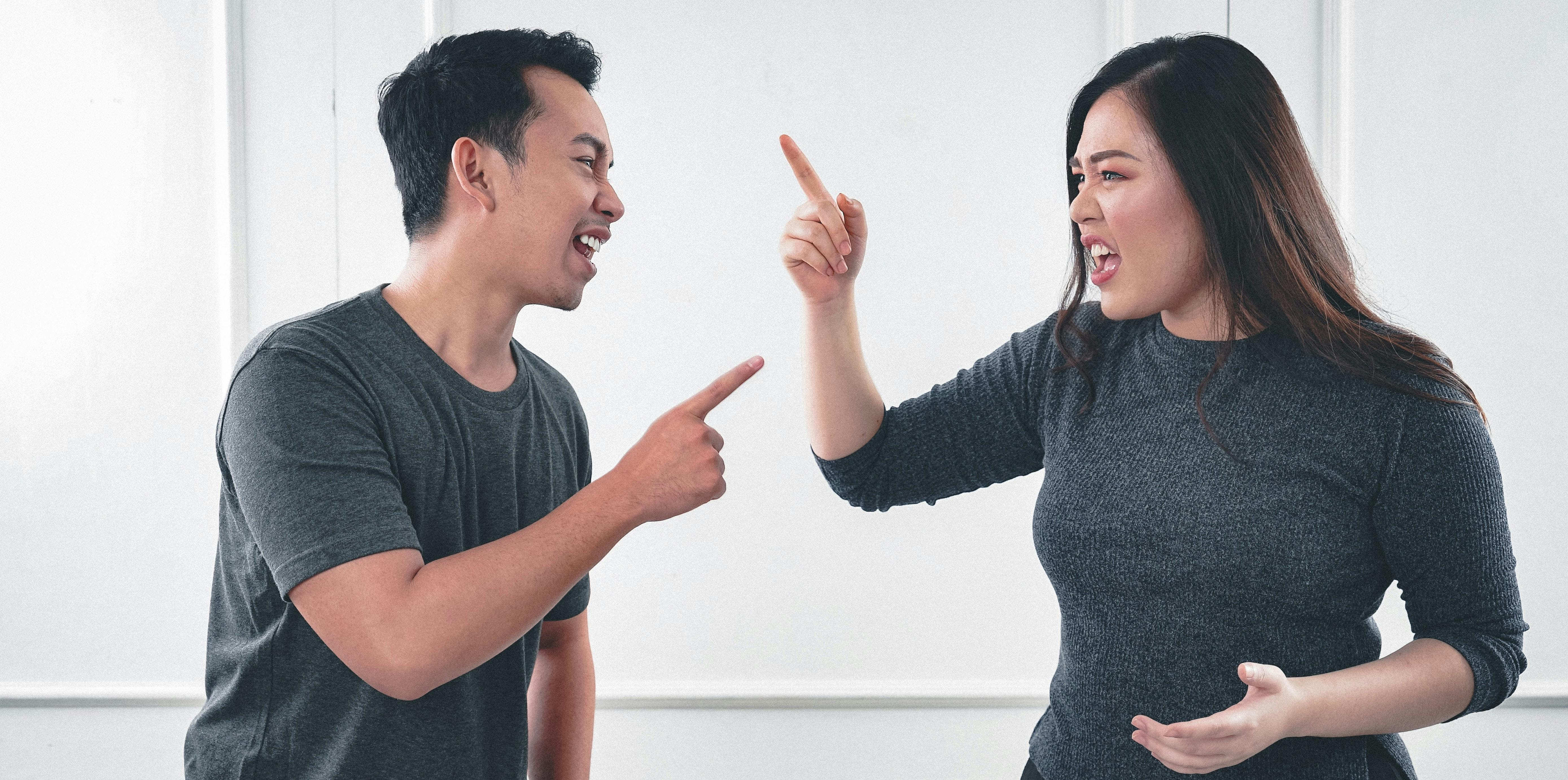 How To Handle Political Disagreements: A Therapist's Advice