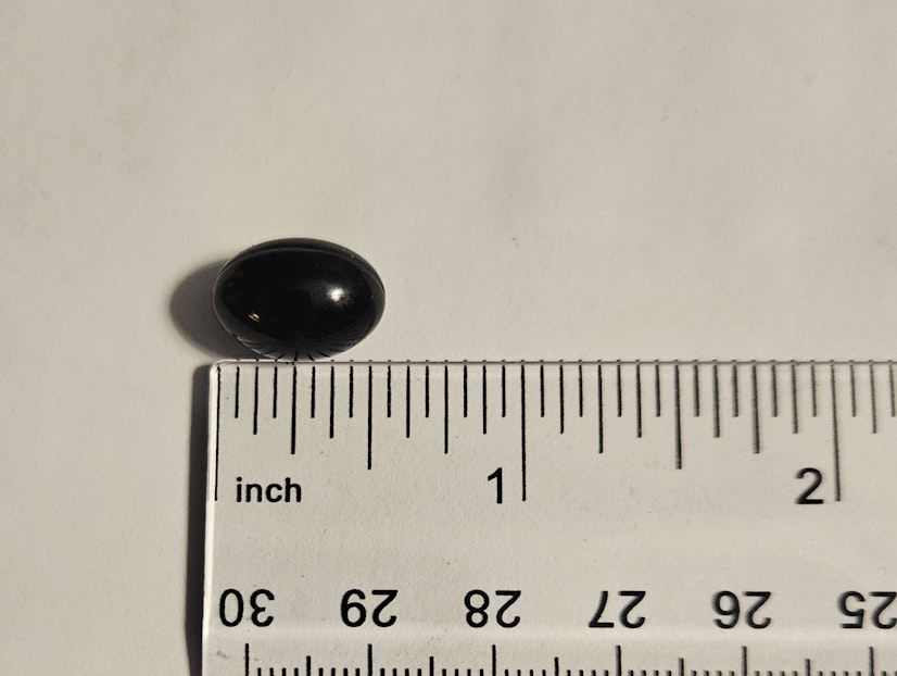 NatureMyst Krill Oil pill size measurement