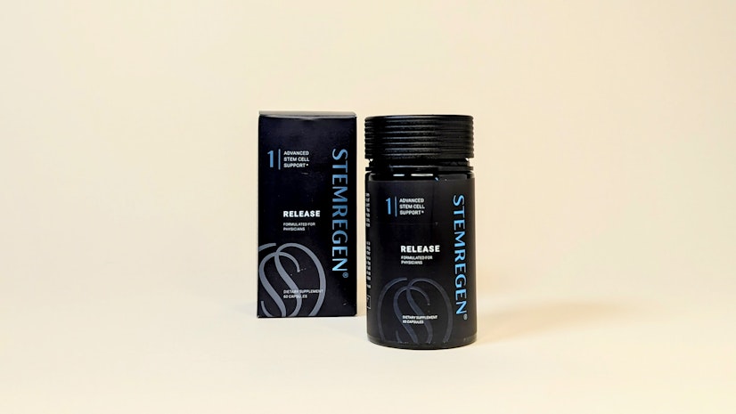 Bottle of STEMREGEN Release next to its box, in front of an off-white background.